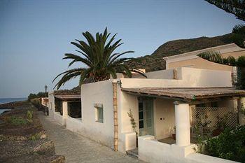 La Salina Borgo Di Mare 4* Lingua